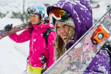 Cennik wypożyczalni nart, snowboardu i raczków